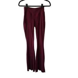 Outdoor Voices Ribbed Flare Pants Size XS Burgundy Yoga Workout Athleisure